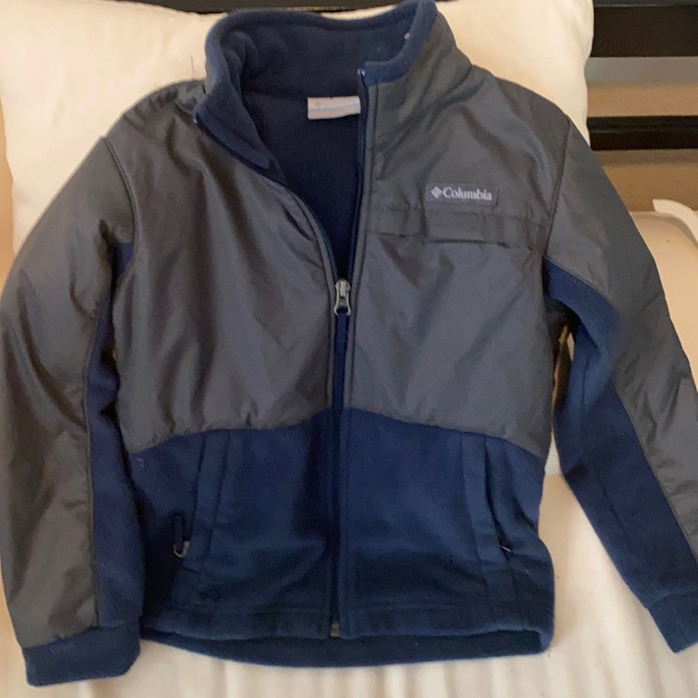 Boys size small Columbia blue/gray shell jacket